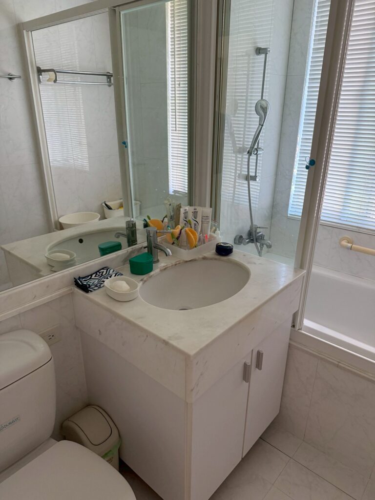 Line Album 信義房屋 260304 2